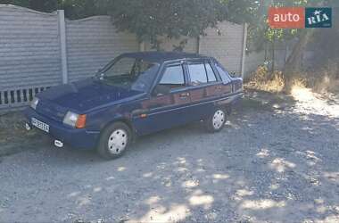 Лифтбек ЗАЗ 1103 Славута 2002 в Запорожье