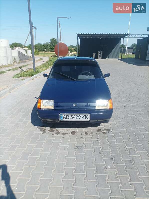Лифтбек ЗАЗ 1103 Славута 2004 в Тульчине фото Лифтбек ЗАЗ 1103 Славута 2004 в Тульчине