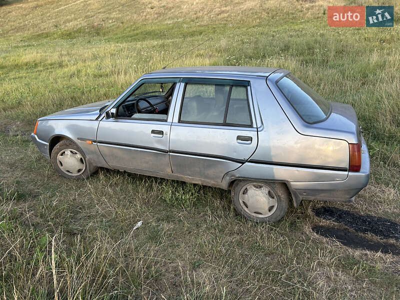 Лифтбек ЗАЗ 1103 Славута 2006 в Славянске