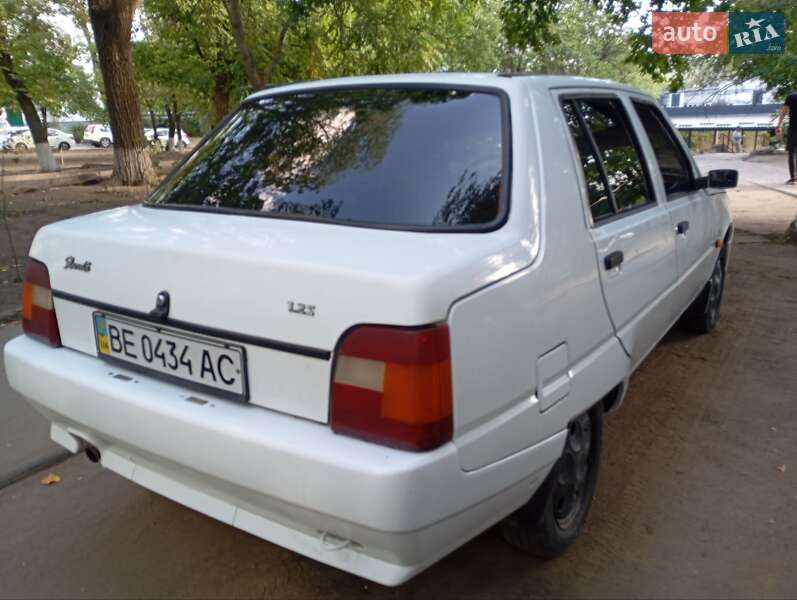 Лифтбек ЗАЗ 1103 Славута 2005 в Южноукраинске фото 3 Лифтбек ЗАЗ 1103 Славута 2005 в Южноукраинске