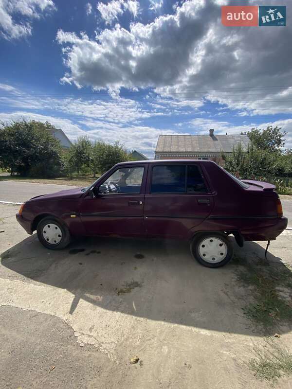 Ліфтбек ЗАЗ 1103 Славута 2004 в Гощі