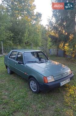 Ліфтбек ЗАЗ 1103 Славута 2005 в Хусті