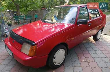 Лифтбек ЗАЗ 1103 Славута 2003 в Тараще