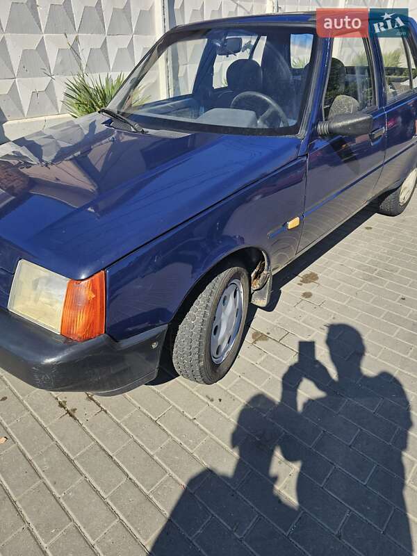 Лифтбек ЗАЗ 1103 Славута 2007 в Черновцах