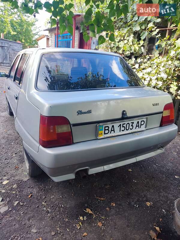 Лифтбек ЗАЗ 1103 Славута 2009 в Ивановке