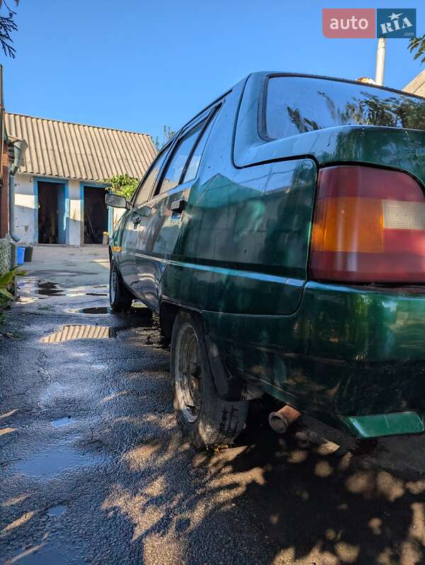 Лифтбек ЗАЗ 1103 Славута 2003 в Ракитном