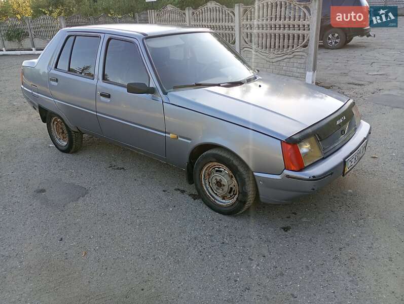 Лифтбек ЗАЗ 1103 Славута 2007 в Сокирянах