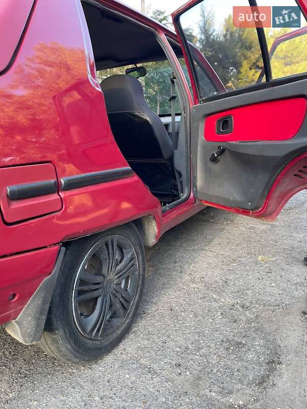Лифтбек ЗАЗ 1103 Славута 2001 в Запорожье фото 9 Лифтбек ЗАЗ 1103 Славута 2001 в Запорожье
