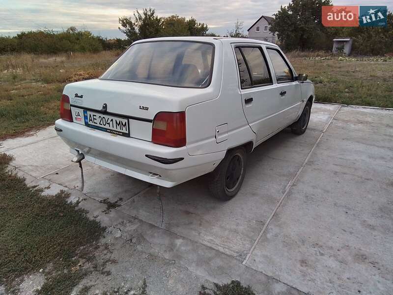 Лифтбек ЗАЗ 1103 Славута 2008 в Днепре фото 8 Лифтбек ЗАЗ 1103 Славута 2008 в Днепре