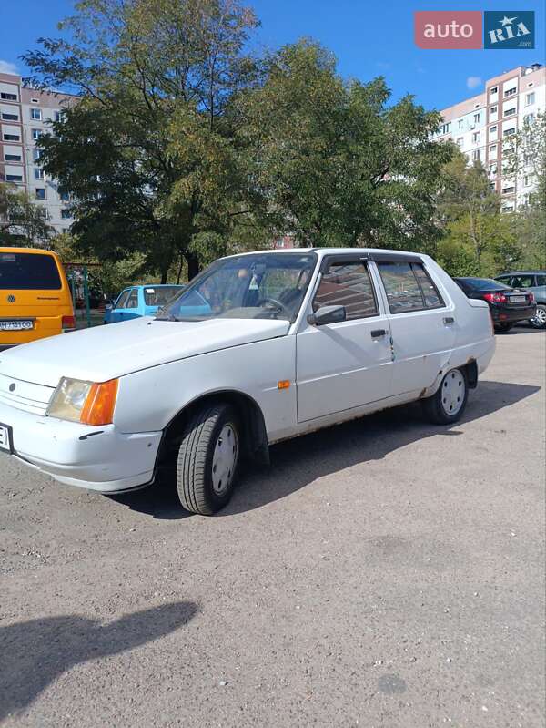 Лифтбек ЗАЗ 1103 Славута 2007 в Каменском