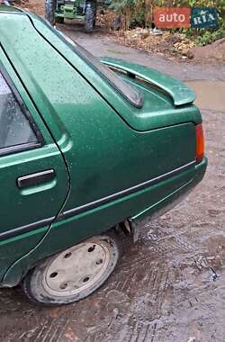 Лифтбек ЗАЗ 1103 Славута 2003 в 