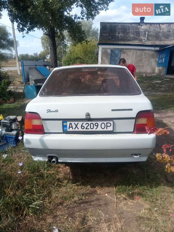 Лифтбек ЗАЗ 1103 Славута 1999 в Александровке (Краматорского района)