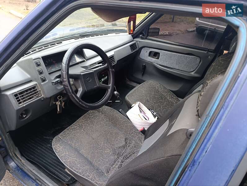 Лифтбек ЗАЗ 1103 Славута 2003 в Первомайске