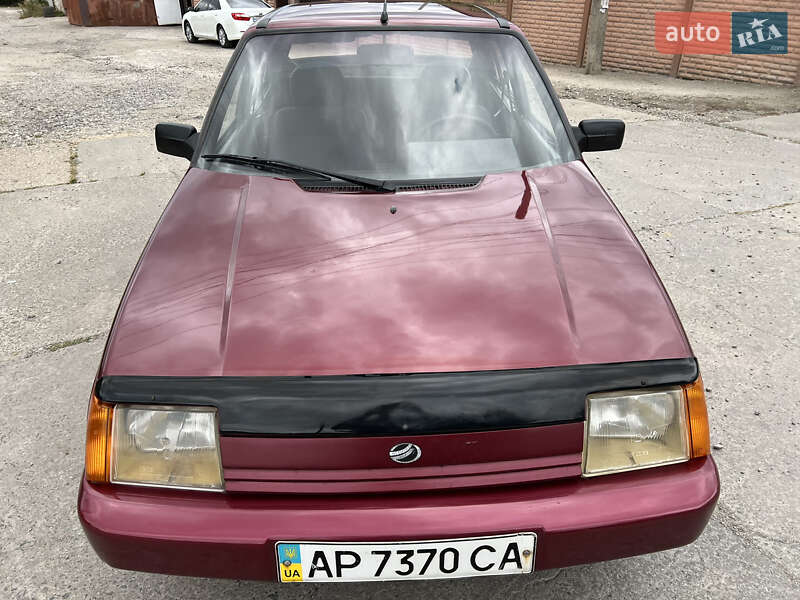 Лифтбек ЗАЗ 1103 Славута 2000 в Запорожье