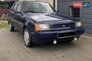 Лифтбек ЗАЗ 1103 Славута 2006 в Ровно