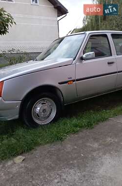 Лифтбек ЗАЗ 1103 Славута 2003 в 