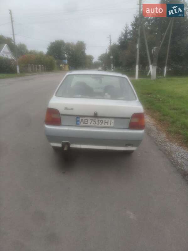 Лифтбек ЗАЗ 1103 Славута 2004 в Хмельнике