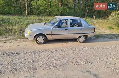 Лифтбек ЗАЗ 1103 Славута 2005 в 