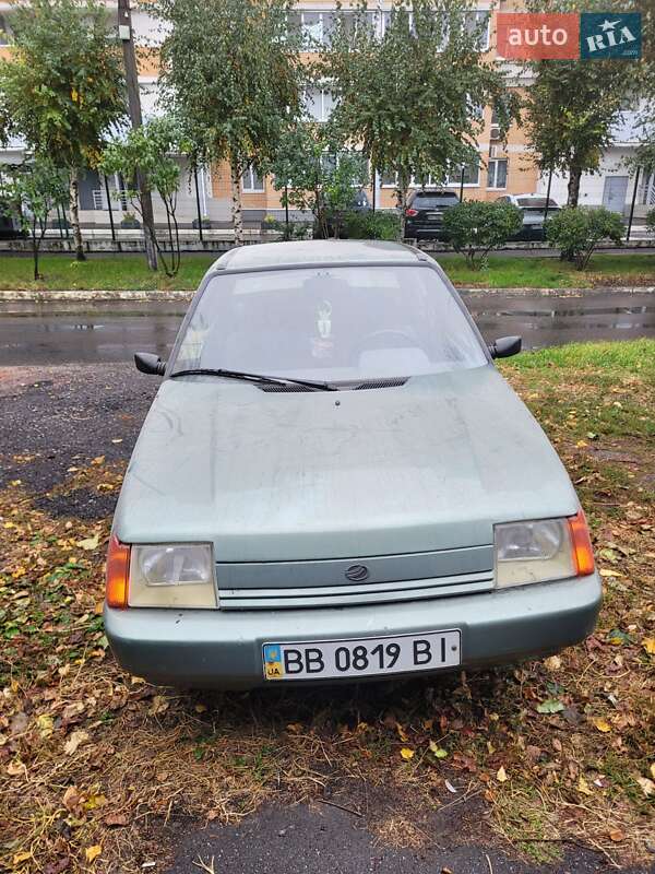 Лифтбек ЗАЗ 1103 Славута 2008 в  фото Лифтбек ЗАЗ 1103 Славута 2008 в
