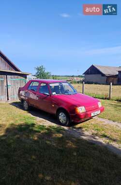 Лифтбек ЗАЗ 1103 Славута 2003 в 