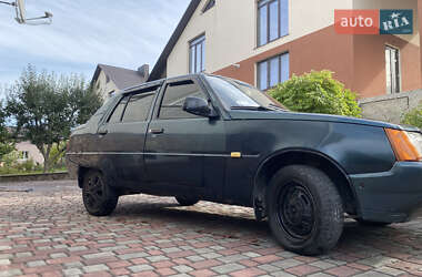 Лифтбек ЗАЗ 1103 Славута 2005 в 