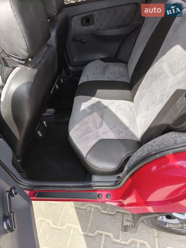 Ліфтбек ЗАЗ 1103 Славута 2003 в Житомирі