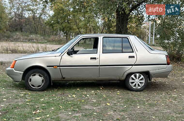 Лифтбек ЗАЗ 1103 Славута 2006 в 