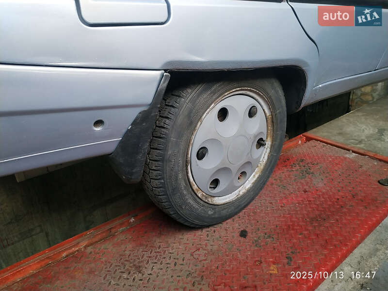 Лифтбек ЗАЗ 1103 Славута 2005 в Смеле