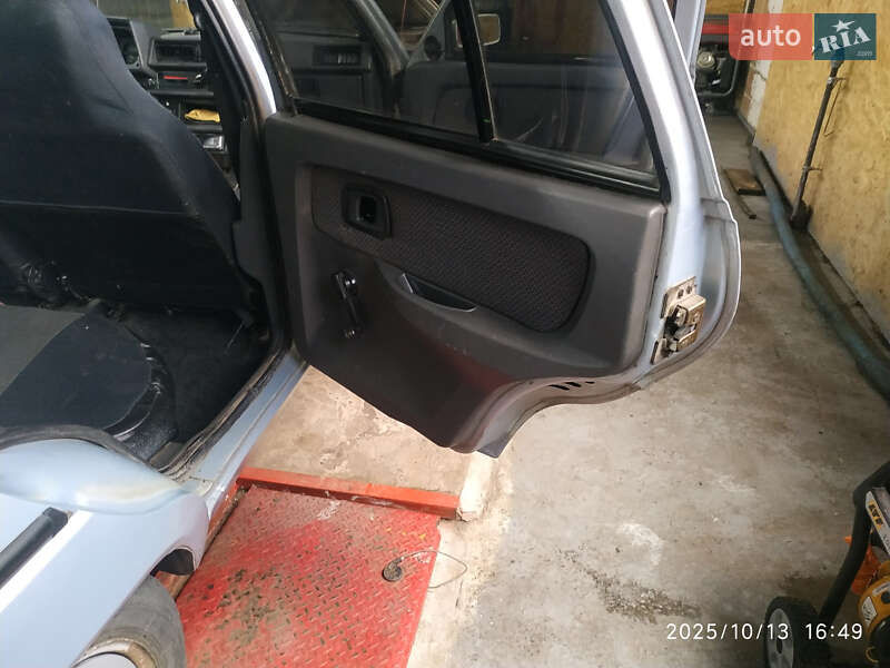 Лифтбек ЗАЗ 1103 Славута 2005 в Смеле