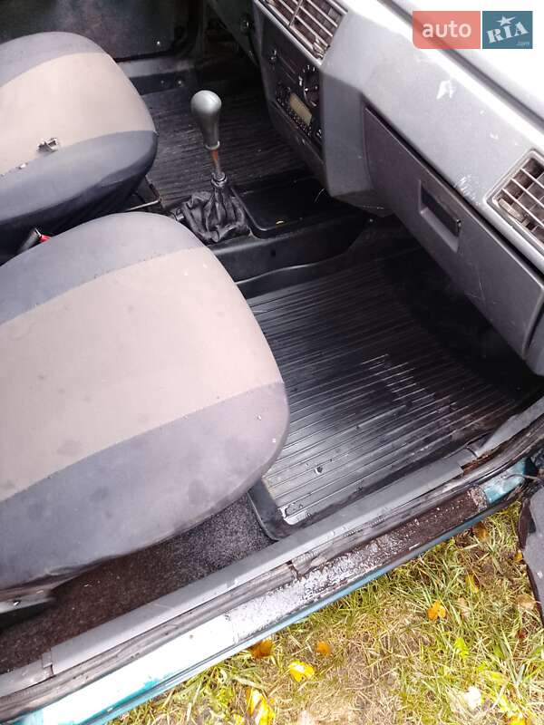 Лифтбек ЗАЗ 1103 Славута 1999 в Решетиловке фото 8 Лифтбек ЗАЗ 1103 Славута 1999 в Решетиловке