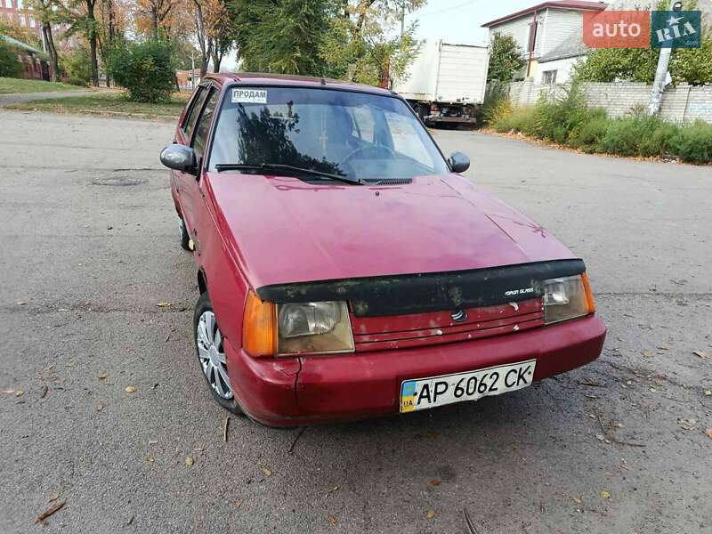 Лифтбек ЗАЗ 1103 Славута 2002 в Днепре