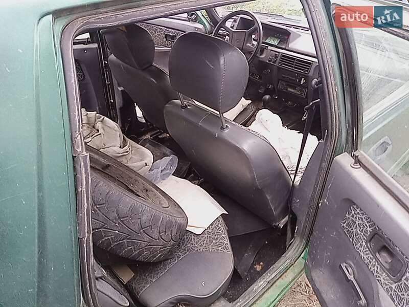 Ліфтбек ЗАЗ 1103 Славута 2003 в Богуславі фото 3 Ліфтбек ЗАЗ 1103 Славута 2003 в Богуславі