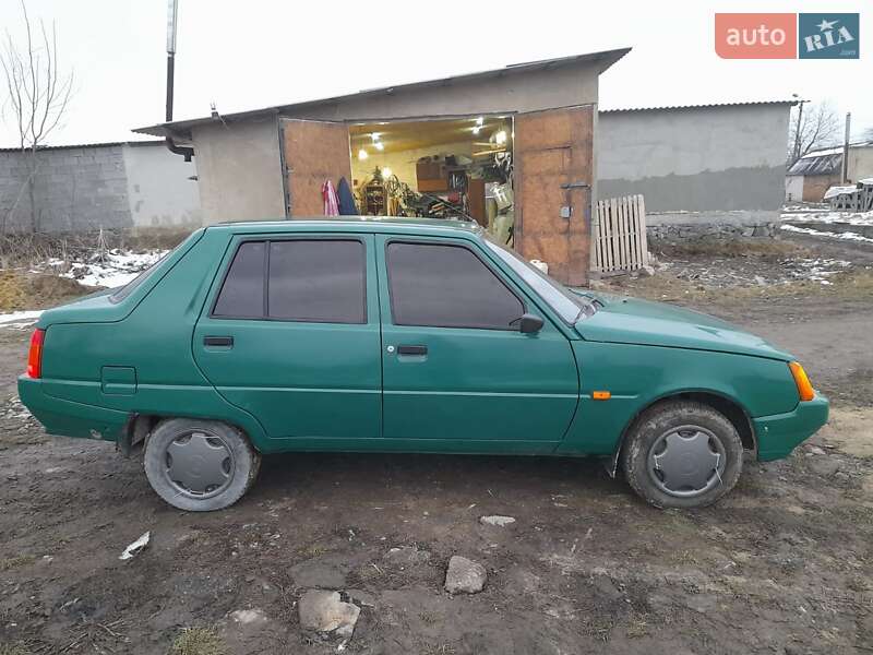 Лифтбек ЗАЗ 1103 Славута 2006 в Сутисках фото 12 Лифтбек ЗАЗ 1103 Славута 2006 в Сутисках