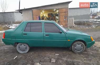 Лифтбек ЗАЗ 1103 Славута 2006 в  фото 12 Лифтбек ЗАЗ 1103 Славута 2006 в