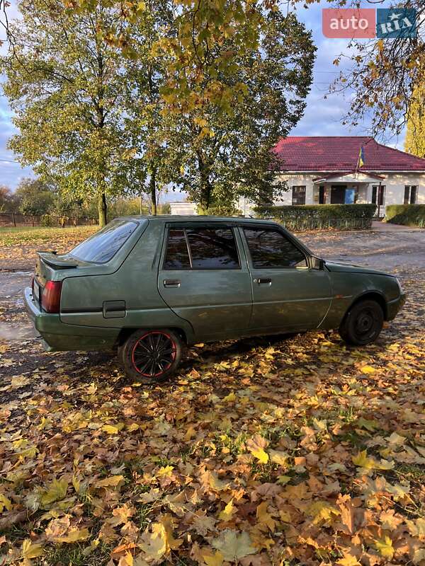 Лифтбек ЗАЗ 1103 Славута 2007 в Глобине