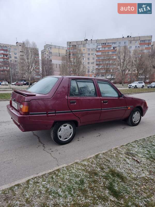 Ліфтбек ЗАЗ 1103 Славута 2005 в Запоріжжі фото 5 Ліфтбек ЗАЗ 1103 Славута 2005 в Запоріжжі