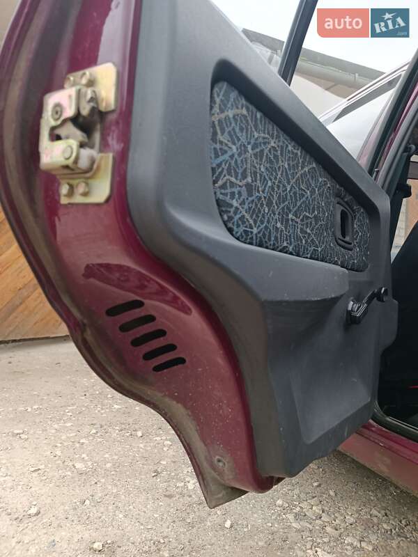Лифтбек ЗАЗ 1103 Славута 2005 в Тернополе фото 12 Лифтбек ЗАЗ 1103 Славута 2005 в Тернополе