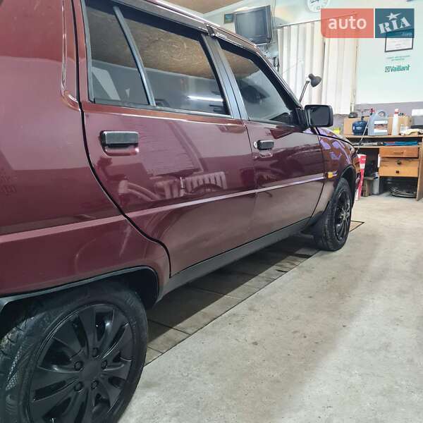 Лифтбек ЗАЗ 1103 Славута 2007 в Черновцах фото 19 Лифтбек ЗАЗ 1103 Славута 2007 в Черновцах