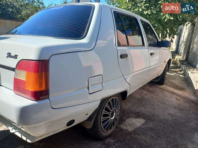 Лифтбек ЗАЗ 1103 Славута 2006 в Кропивницком