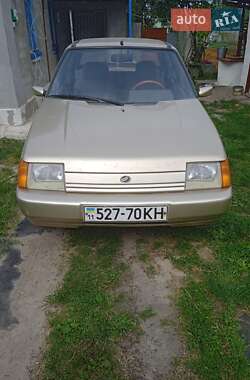 Лифтбек ЗАЗ 1103 Славута 2001 в Черкассах