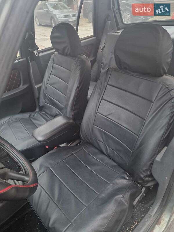 Лифтбек ЗАЗ 1103 Славута 2006 в Киеве