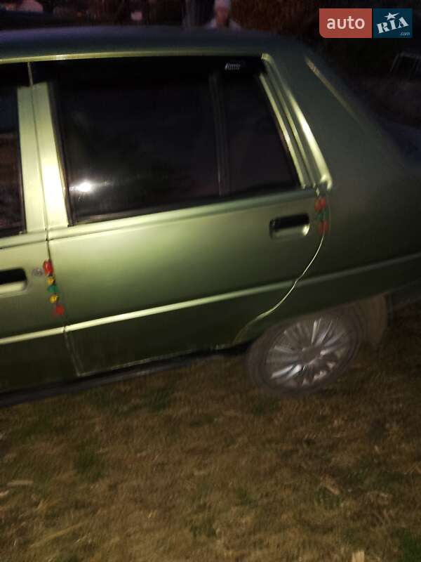 Лифтбек ЗАЗ 1103 Славута 2001 в Каменец-Подольском фото 6 Лифтбек ЗАЗ 1103 Славута 2001 в Каменец-Подольском