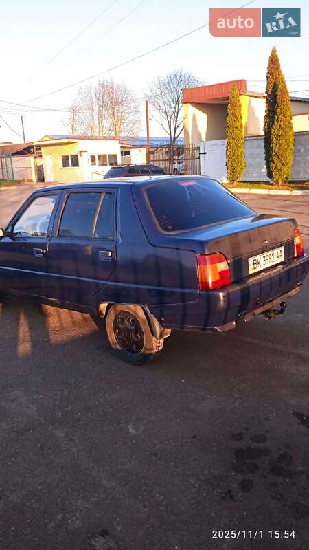Лифтбек ЗАЗ 1103 Славута 2005 в Костополе фото 5 Лифтбек ЗАЗ 1103 Славута 2005 в Костополе