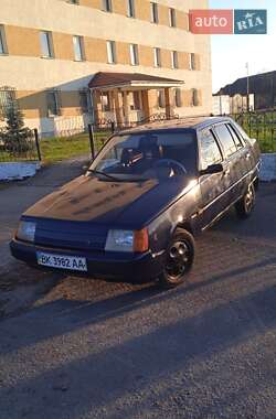 Лифтбек ЗАЗ 1103 Славута 2005 в Костополе