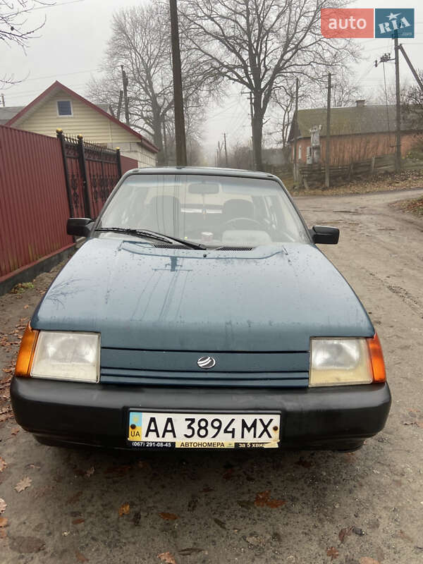 Лифтбек ЗАЗ 1103 Славута 2004 в Иванкове