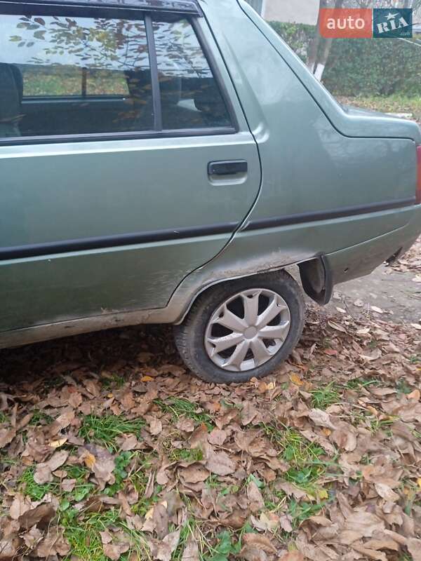 Лифтбек ЗАЗ 1103 Славута 2010 в Ивано-Франковске фото 13 Лифтбек ЗАЗ 1103 Славута 2010 в Ивано-Франковске