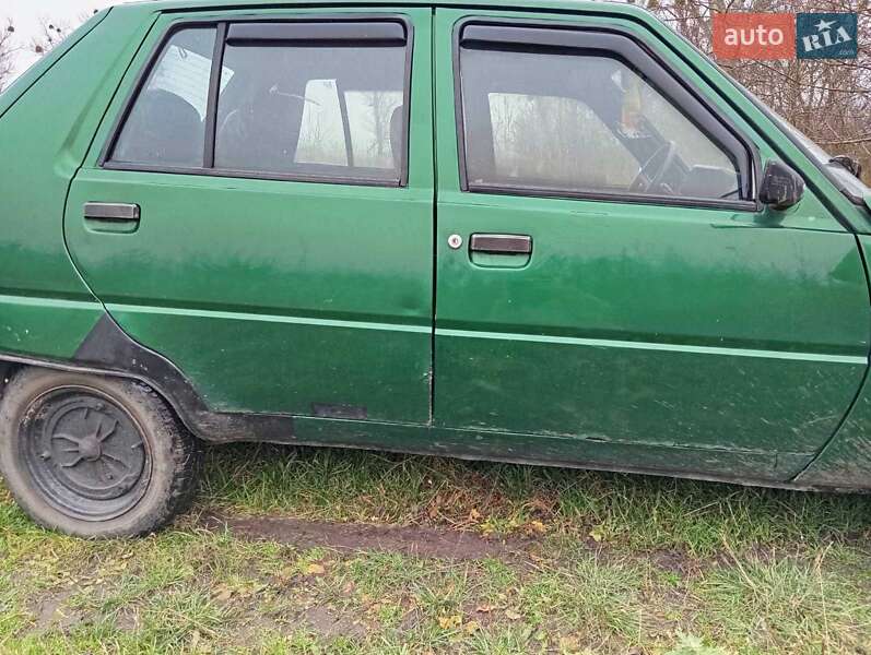 Ліфтбек ЗАЗ 1103 Славута 2003 в Києві