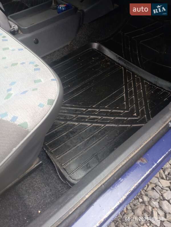 Ліфтбек ЗАЗ 1103 Славута 2003 в Устивиці