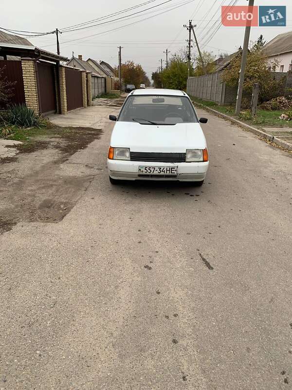 Лифтбек ЗАЗ 1103 Славута 2000 в Запорожье