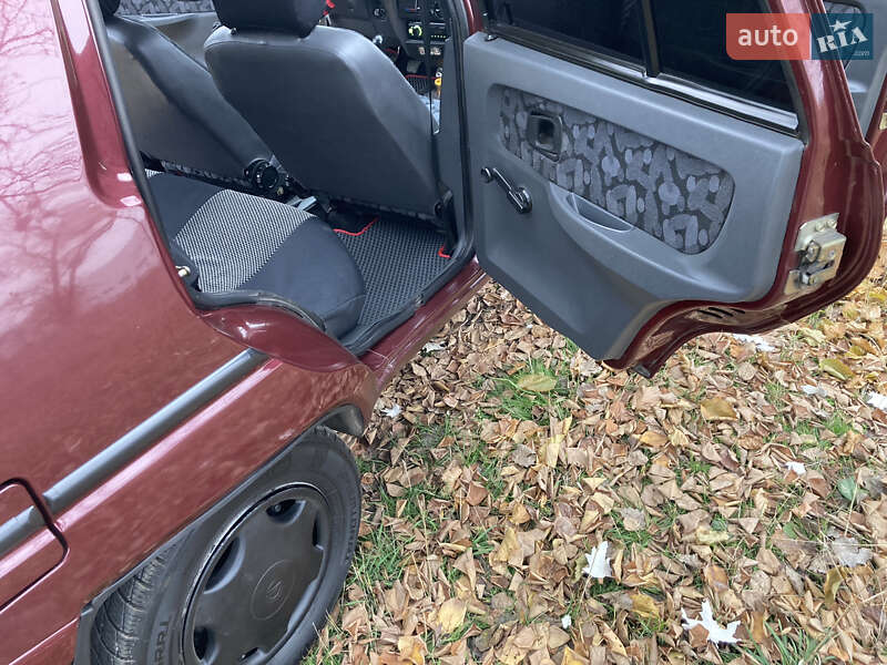 Ліфтбек ЗАЗ 1103 Славута 2006 в Черкасах фото 12 Ліфтбек ЗАЗ 1103 Славута 2006 в Черкасах